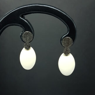 Ellipse Enamel - oxideret sølv/råhvid